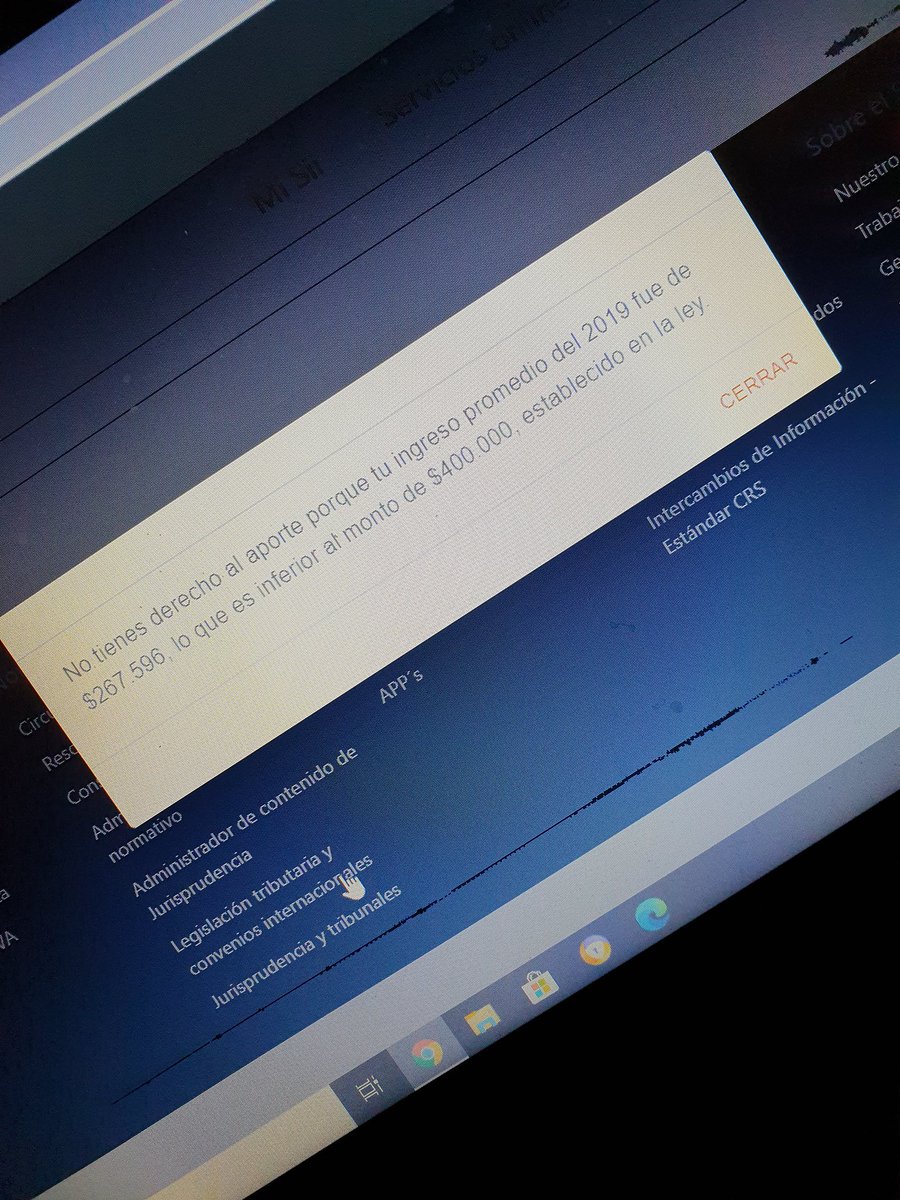 Brand0Diio's tweet photo. @SII_Chile Llevo 5 días tratando de hacer el formulario y cuando logro ingresar a la pagina, no me deja llenar nada ! Y simplemente me aparece este cuadro! Eso ni siquiera es mi sueldo! Que asco su sistema! EXIJO UNA SOLUCIÓN!!! https://t.co/74VQMehntO