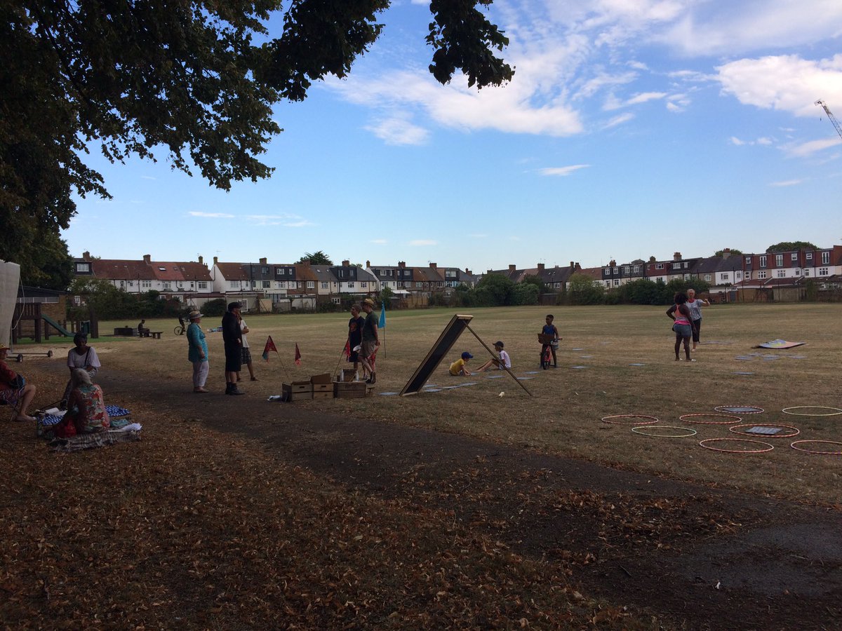 plasticbyebye's tweet photo. #fishpondplayingfields Come and share your words and together make this space known. Today 4-6pm at Fishponds Playing Fields #tooting #fishpondsroad #hebdonroad @wandsworth_council @tootingnewsie @tootingmarket @bwmarkettooting https://t.co/u3g2dO9lOz