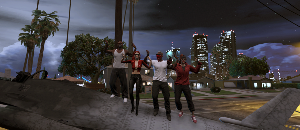 juanmaini_'s tweet photo. West Side Madafakaaaa🩸❤️🔥
Nuestra #OreoGang (2.0)😎James, Mia, Roddy y Victoria. UwU
#DovuXLife #DovuXLove https://t.co/3bfC7ed1Us