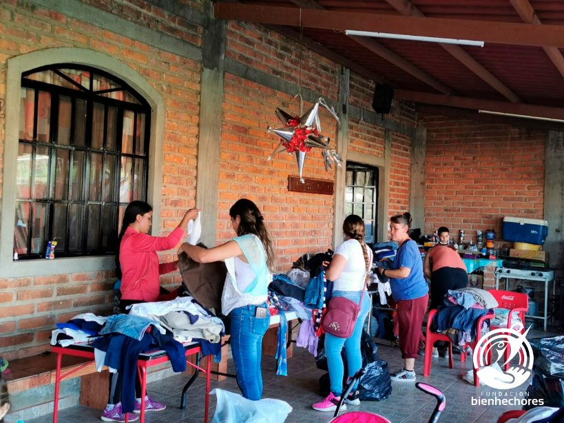 bienhechores's tweet photo. Agradecemos a todos lo que nos ayudaron a llevar a cabo esta entrega. https://t.co/h5gWbMprxm