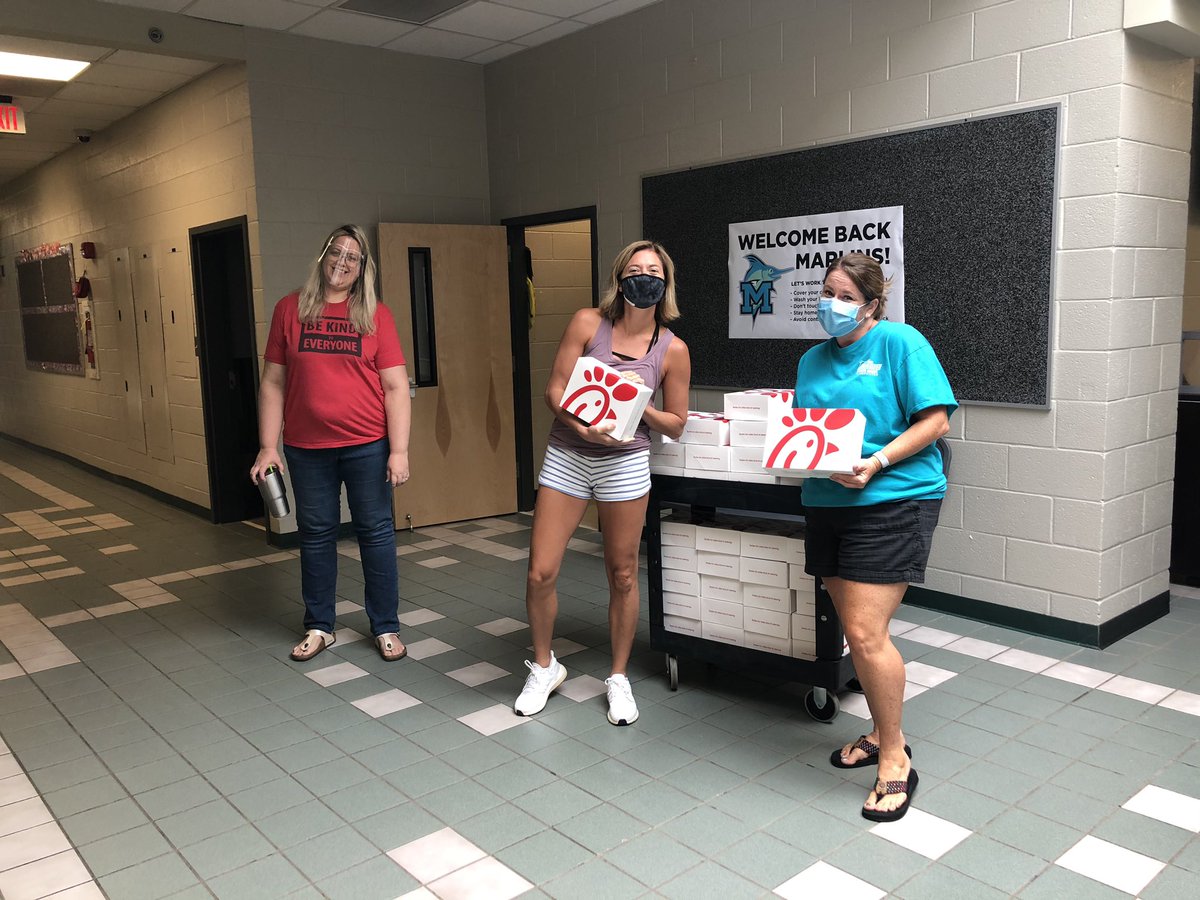 Martin Teachers would like to extend a HUGE “Thank You!” to the Mathe family, Miller family, Craig family, Patel family, and Raun family for providing their lunch today!  You are all so wonderful for thinking of our teachers! #mtafamily