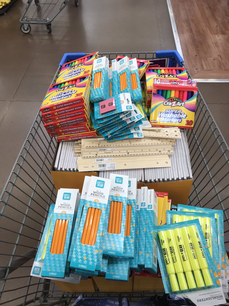 Photos_ByAce's tweet photo. Thank U @BeckyAnnDomingu @SalgadoPhoto_ for you donations 💓🙏 I was able 2 pick up a very good amount today!
If you would like 2 donate, we have a drop off location @ 522 San Francisco 79901 downtownspaces or I can swing by & pick it up #LosPhotogs #backpackDrive #cityofthe915 https://t.co/xnlrmVirxa