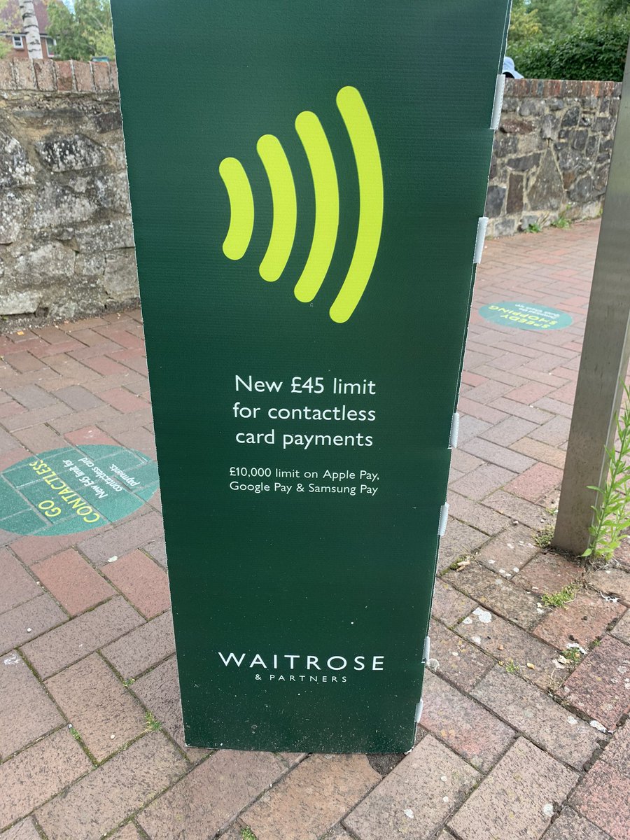 IvoGraham's tweet photo. Hate when you’re trying to use Apple Pay at Waitrose but that impulse pack of Duchy Originals has pushed you over the 10 grand threshold https://t.co/U0a60tQCLg