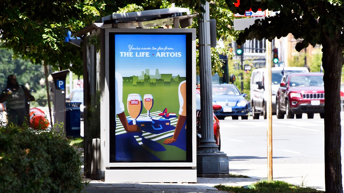 CCOutdoorNA's tweet photo. Double cheers to Friday and #InternationalBeerDay! @StellaArtois brings their campaign to life with #DOOH to remind people to savor these special summer moments no matter where they are 🥂 #OOH https://t.co/CveBGybhcT