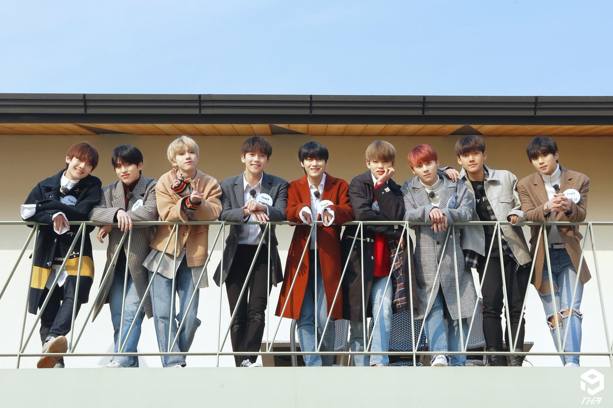 1THE9Brasil's tweet image. 🎪 | Foram 17 meses com eles. Cada momento ao lado deles foi especial e memorável. Iremos sempre ser gratos por fazer parte da história deles. Isso não será um adeus, estaremos aqui sempre ao lado deles os amando e apoiando! 

"One to Nine counting on memory" 💚 #Forever1THE9