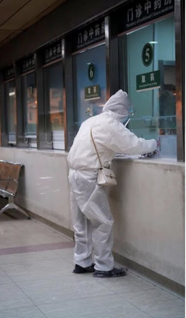 winwithTrump45's tweet photo. If this is what they wear in the Wuhan labs for protection, how can a flimsy mask protect ppl! Wake up ppl it’s all about CONTROL! #SayNOtoMailInBallots ##VoteRED2020RemoveEveryDemocrat #TrumpFourMoreYears https://t.co/x3iYg5JhHf