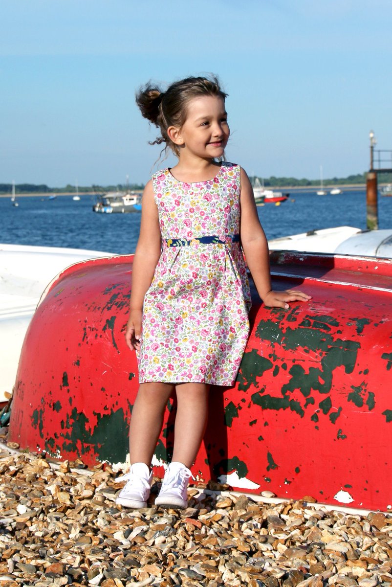 Enjoying the #heatwave in #Bosham. Just dropped off some new #girlsdresses at #boshamwalk