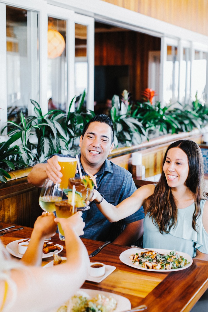 Friday goals! 🍻 Join us in our expanded outdoor space this weekend from 11:30AM-8PM. Walk-ins welcome!
