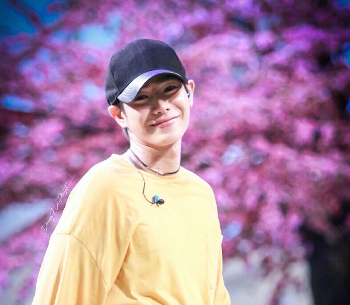 NichaphornJ's tweet photo. นิ้มน่ารักที่คุ้นเคย จะว่าไป #ณ๊องกองบุญ นิ้มเหมือนพ่อเค้าเลยนะคะ 😆😊 #เป๊กผลิตโชค #peckpalitchoke #เช็คชื่อกับเฮีย https://t.co/niW1g1PBIO