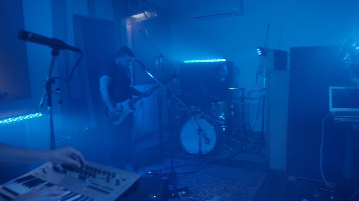 QUIEN RECUERDA A FRANK tweet media