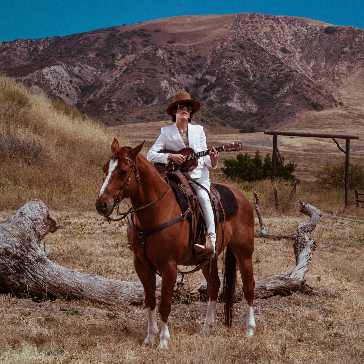 Lp From The Set Of My Music Video For The One That You Love Watch The Full Video On Youtube Here T Co Ralgsggfh4 T Co Zt9yrrwpzm