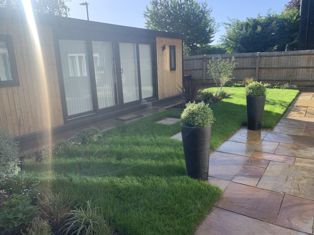 RococoBuilding's tweet photo. Revisit to a completed project in Royston- @RococoBuilding @varagarden https://t.co/qD7muvAkPo