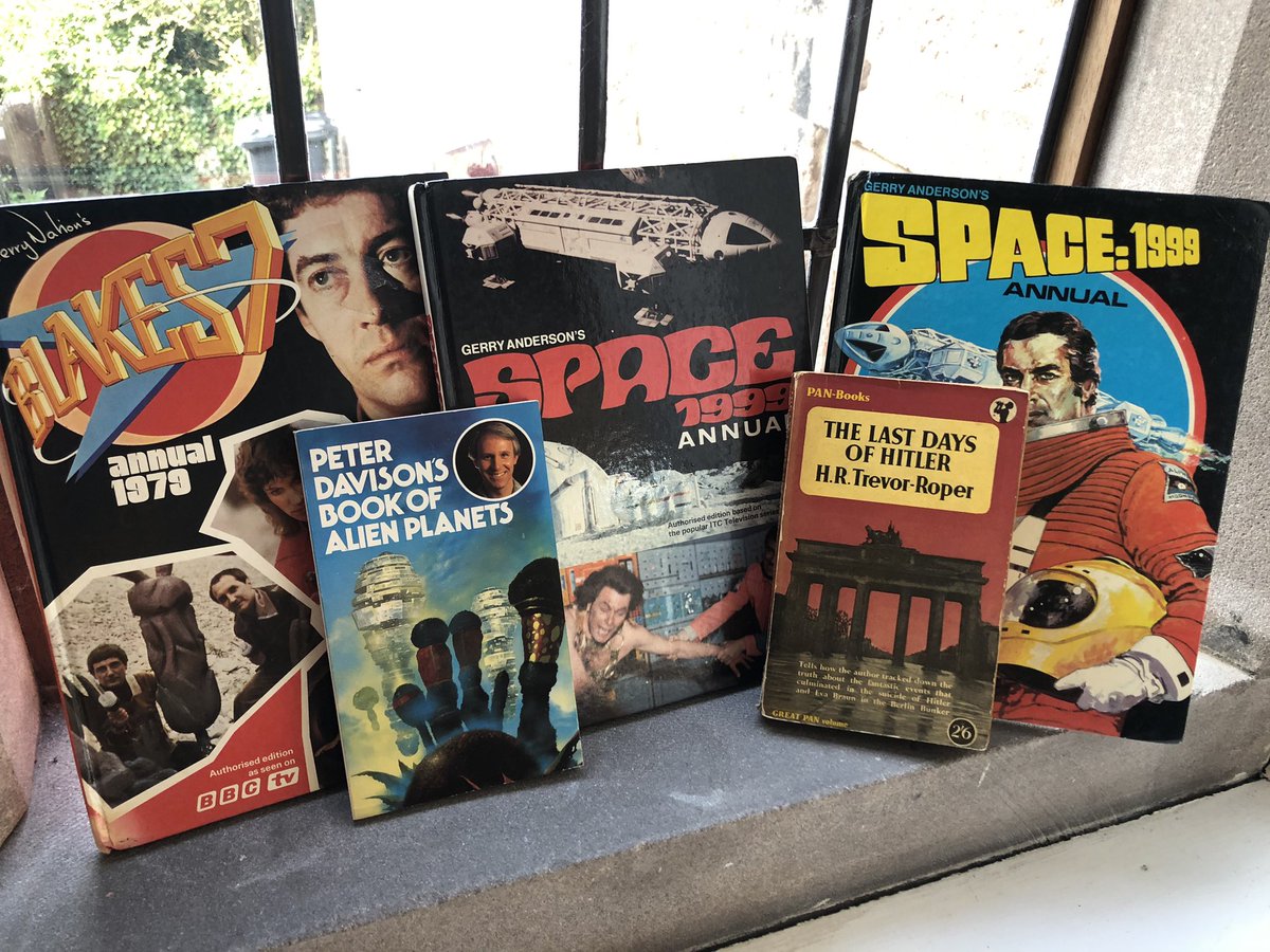 I reckon revolutionary Derbyshire mill owner Joseph Arkwright wd be thrilled that Ian Jackson has opened up his excellent comic/SF Cromford Collectors Corner in one of his workshops. (Also on Facebook)