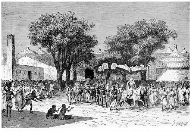 Ngazargamu, the capital city of Kanem-Borno, became one of the largest cities in the world during the seventeenth century.By 1658 AD the metropolis housed about quarter of a million people with 660 streets, Many of the streets were wide and unbending, reflective of town planning