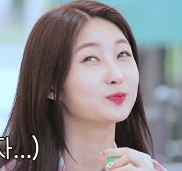 EvercityKFC's tweet photo. @sihyeoniverse https://t.co/d5Oxru7m3N