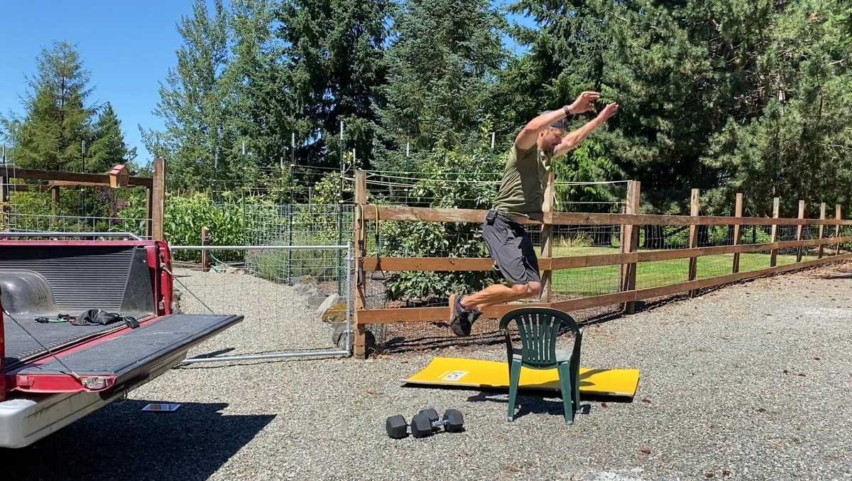 Joe_Bauer's tweet image. Jumping into the weekend like... #getbetterproject @GetBettrProject