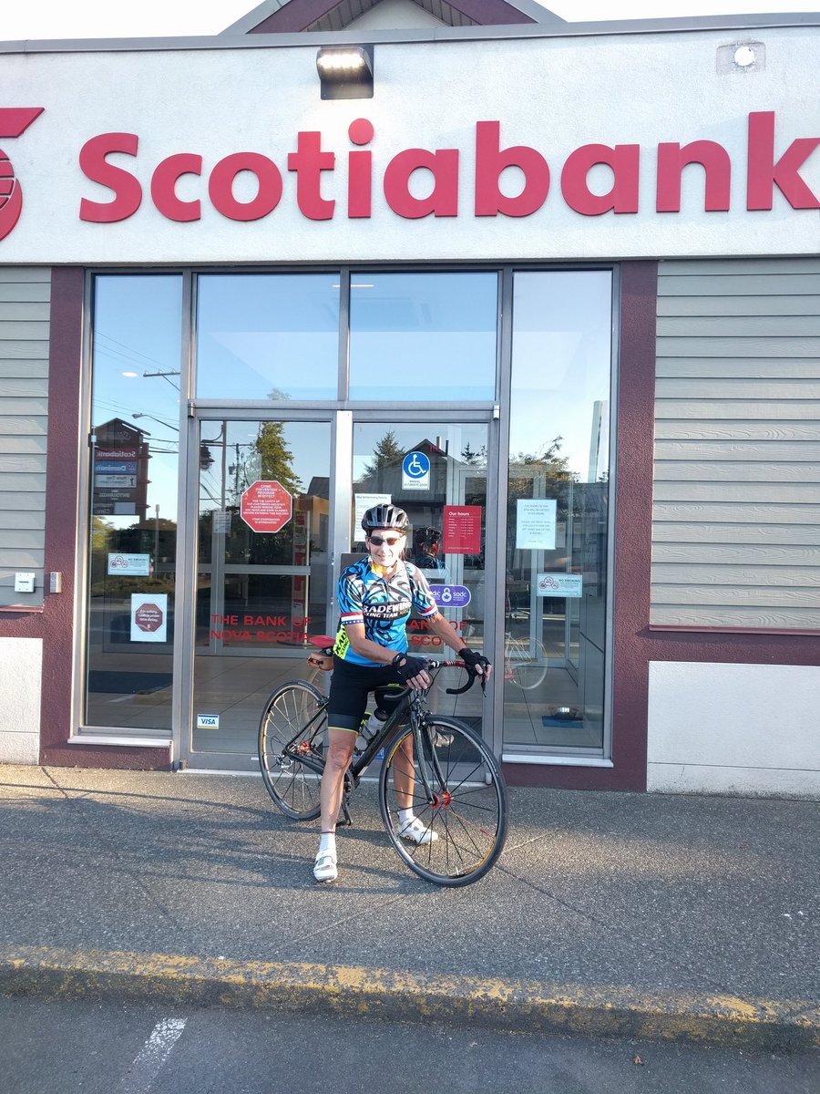#tourdevictoria #ridelocal #tdvscotiabankchallenge
Stopped here on the way home from a track session at the Westshore velodrome.