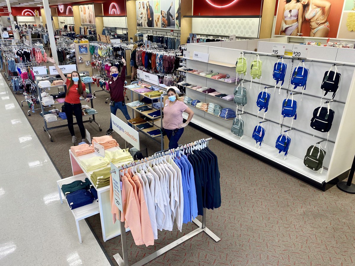 mikeyjstout_03's tweet photo. Hello Visual Standards and flawless execution!! Brights Collection has really been raising our bottom line here at #T2204! Quick ROI—the guests and TMs are thrilled! #sellout #flexforfill

Proud to post the whole RTW floor pad bc ZONE! ✨✨✨ @paulahendrick11 @AshleyEngel11 https://t.co/0KF9WTyFxJ