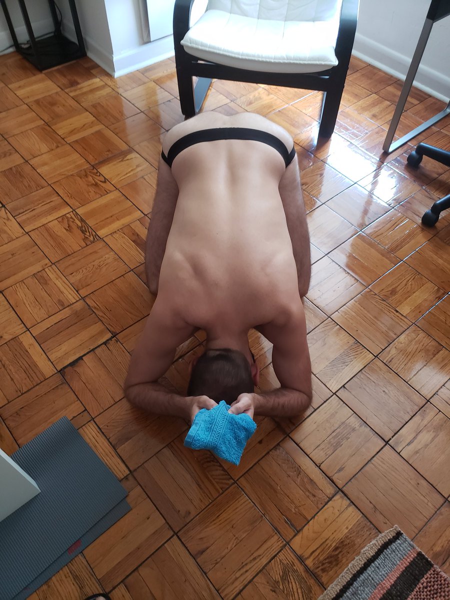 DomainMasterDC's tweet photo. Makes it all worth it to walk in and see this. Is this possibly another to join the Communal Sub ranks? We'll see.

👊😈👊 Master RAM. I LOVE this Dom Life!!!!

#dcdom #cummunalsub #communalsub #subsharing https://t.co/c4fqg5AaqX