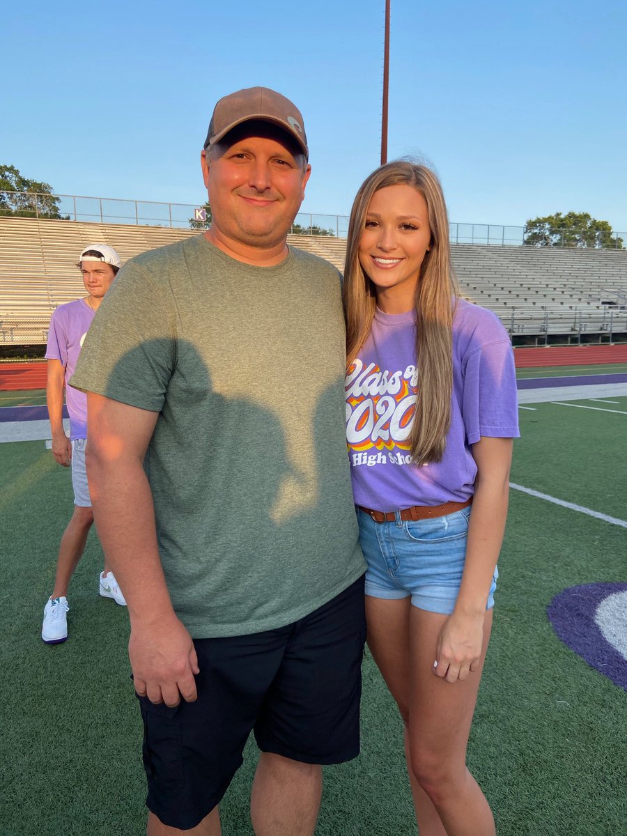 happy birthday dad! thank you for all you do! I love you!🥰🎉