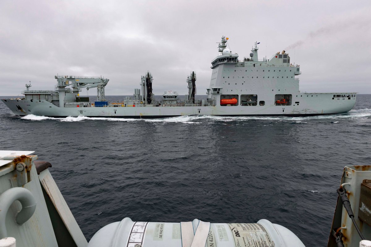 CavasShips's tweet photo. #Canadian formation joined by US #Navy's #destroyer THOMAS #HUDNER DDG116 is northbound for this year's Operation #Nanook arctic exercises. Supply ship #ASTERIX seen 5 Aug from #frigate VILLE DE QUEBEC 332 with GLACE BAY 701 astern https://t.co/r7251TBlLc