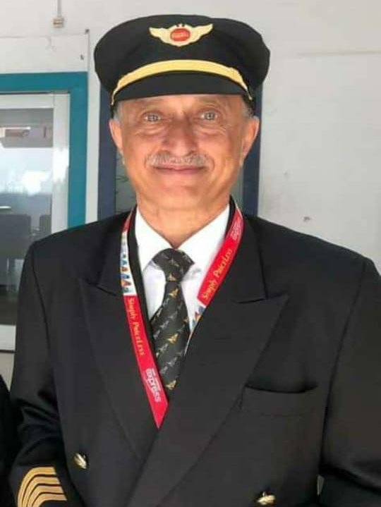 mathewmantony's tweet image. I pay my homage to Ace Pilot,Ex NDA Wing Commander (rtd),Sir D V Sathe, Sword of Honor,resident of Chandivli.

The warrior in him has given the ultimate sacrifice of his life in his attempt to save many others.

Our salute. Deep condolences to his family. 
Om shanti. 
#airindia
