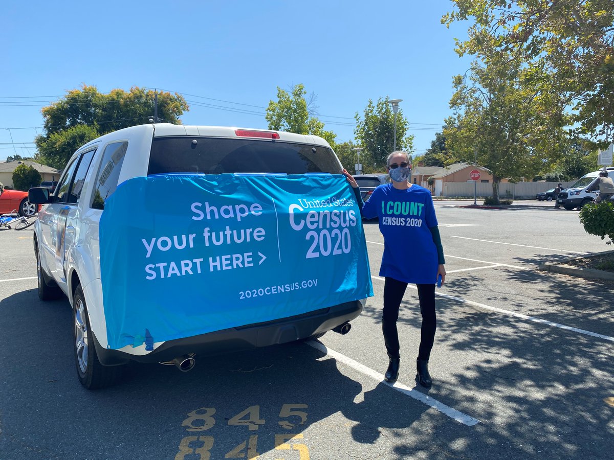 RepDeSaulnier's tweet image. Did you see the #CensusCaravan in Concord yesterday? Thank you @cococensus for reminding everyone to complete the #2020Census. It only takes a few minutes &amp;amp; your response gets our community funding for the next 10 years! Go to my2020census.gov to fill it out today.