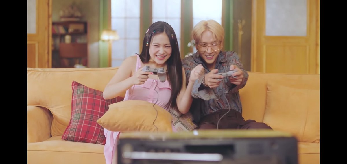 maybmustbjackie's tweet image. 😭😭😭😭😭🥺🥺🥺🥺🥺
#FeelTheFunInSORROW #RedVelvet