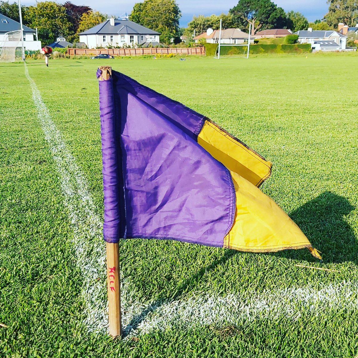 Stumahon's tweet photo. Freshly cut and lined pitch, flags out, roll on the new league season. #KCLF #Fridaynightgames @KCrokesGAAClub @20x20_ie https://t.co/sGP2WKn6eA
