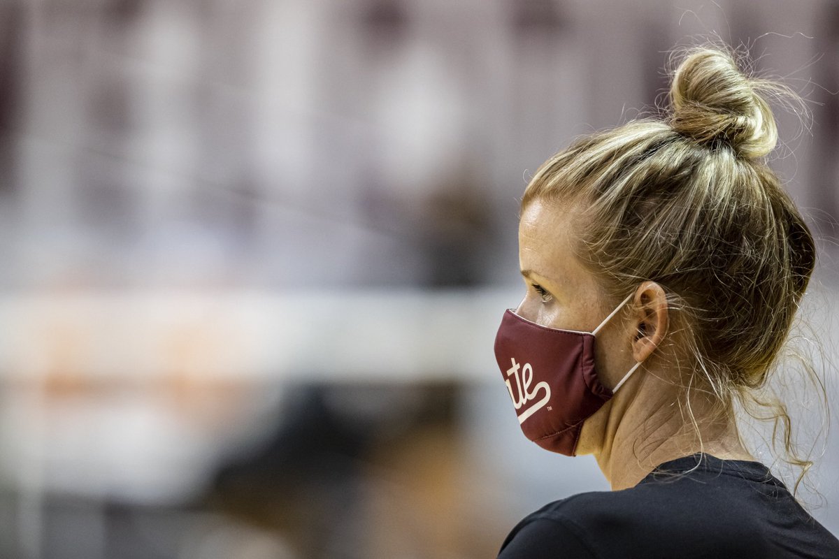 HailStateVB's tweet image. Masked Up on #MaroonFriday 😷

#MaskUpMS | @julesdarty