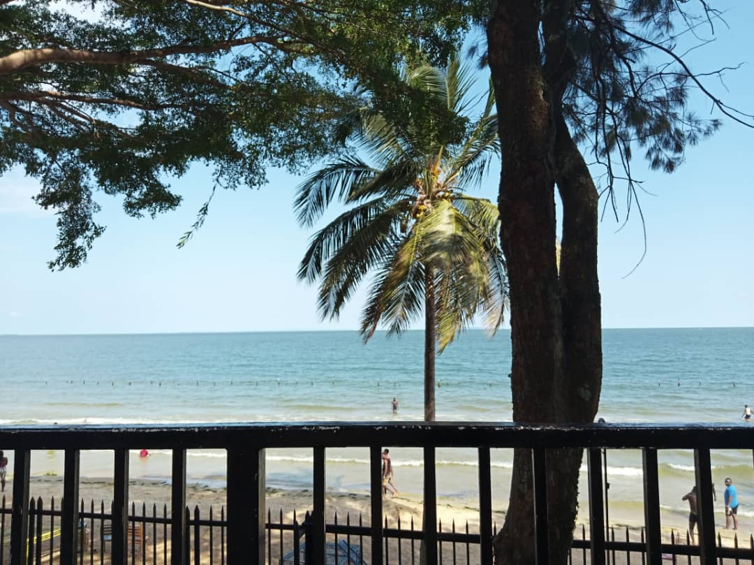 IanBabi's tweet photo. @Evelyn_Nakayi We can't wait for you to take us to the beach again.
#AugustThrowBack https://t.co/IcxVt8qkwP
