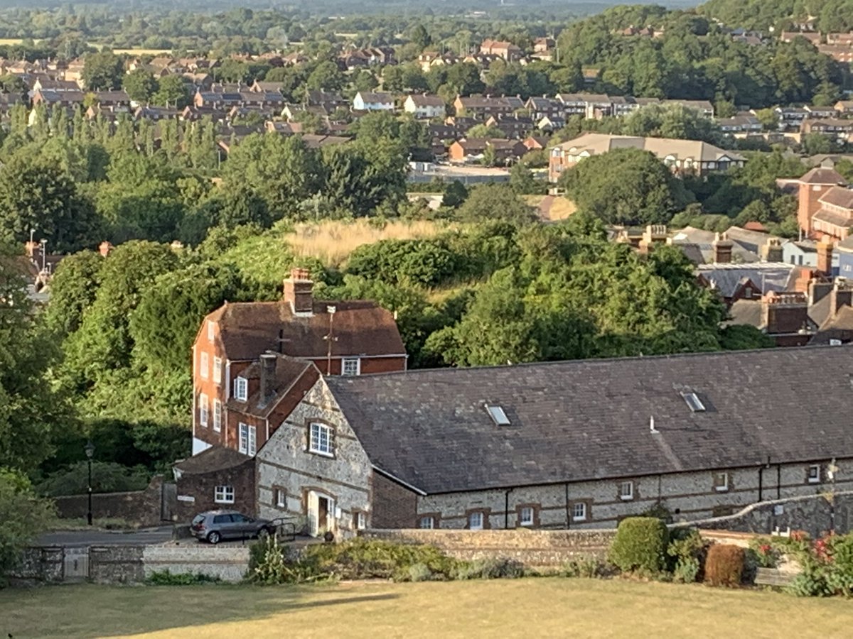 As well as Lewes Castle,  @sussex_society also own Brack Mound (a proto Norman castle? a Roman fort?) - meaning that when the country collapses into anarchy they will be in pole position to seize control of Lewes....