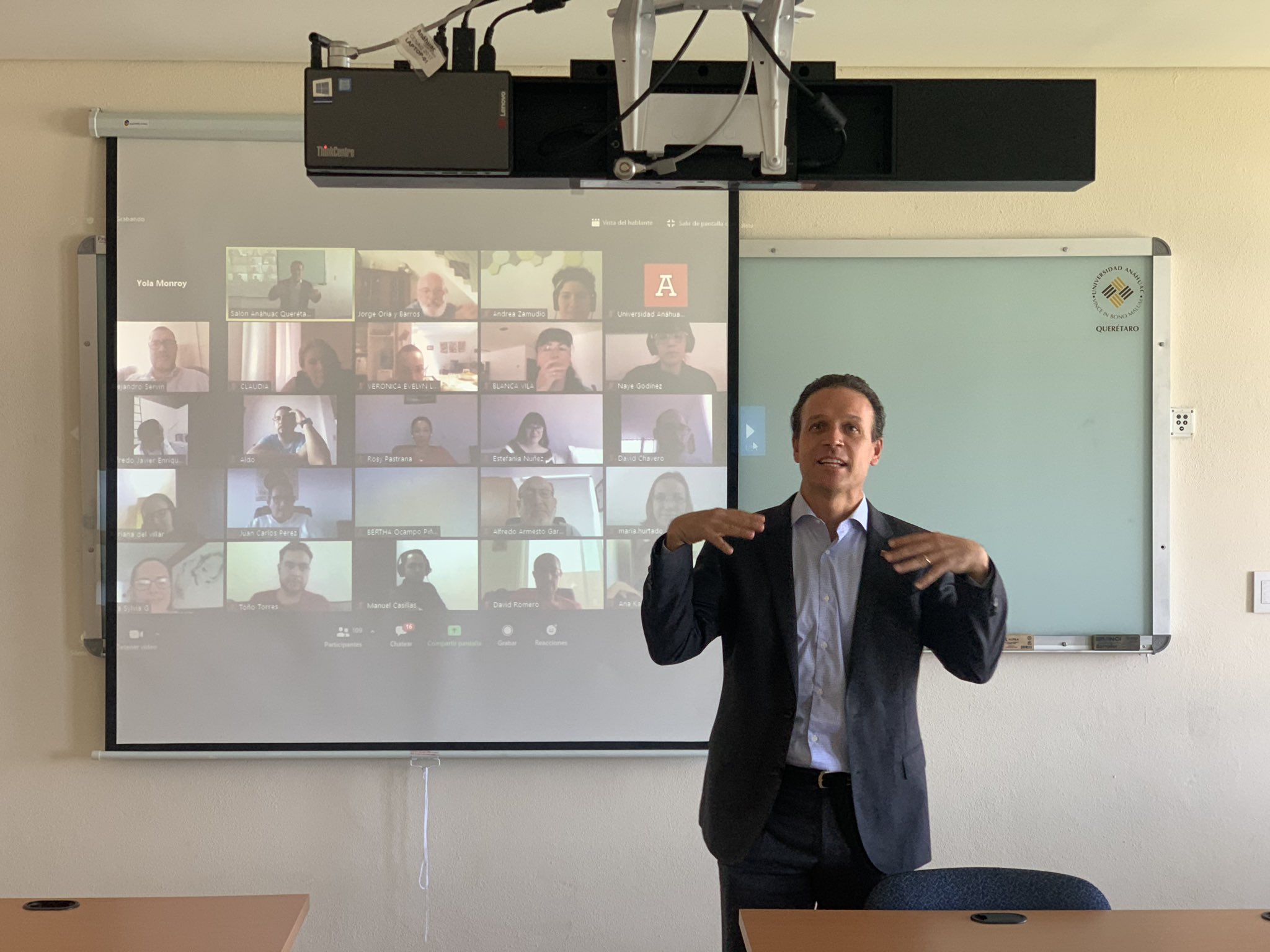 Rector Anáhuac Qro on Twitter "Ya está listo el claustro de académicos