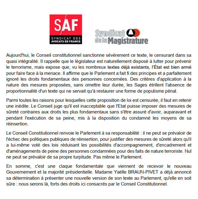 syndicatavocats's tweet photo. La claque est à la hauteur du mépris que le Parlement a manifesté envers les droits fondamentaux. Le @Conseil_constit inflige un sévère démenti et censure la #PPLTerro. 

Le @syndicatavocats et le @smagistrature l’avaient invité à la sévérité.⬇️ 
https://t.co/zzpUK9xUdC https://t.co/fp6AbQXWbi