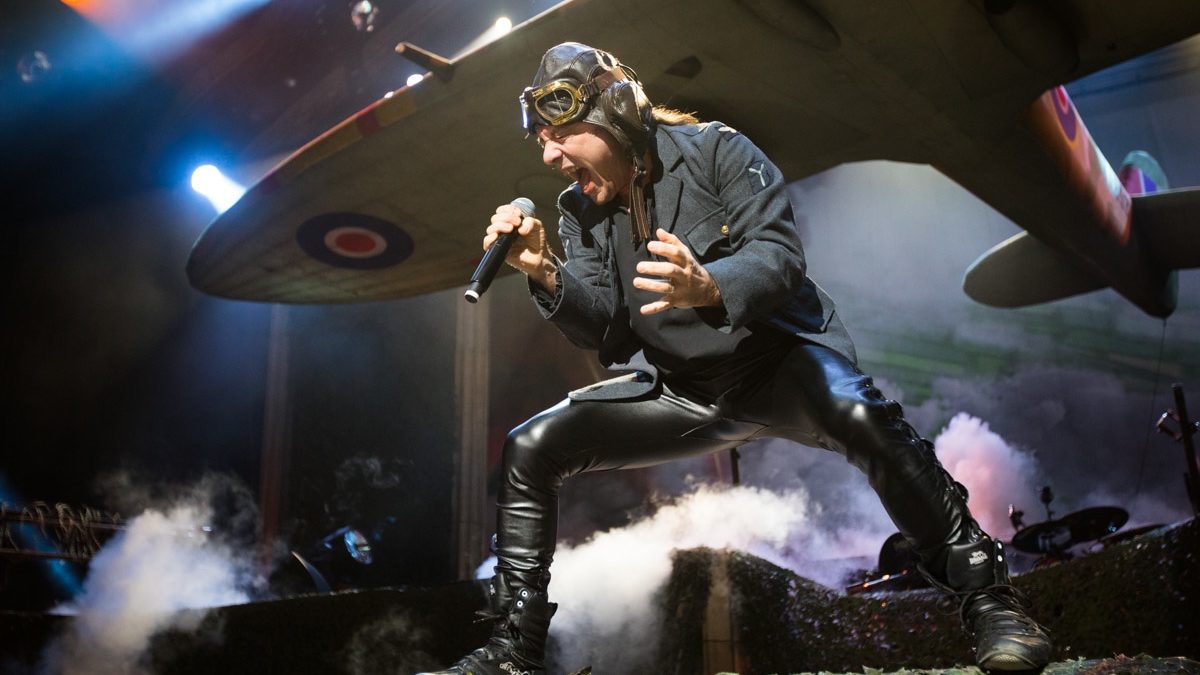 ¡La bestia está de festejo! ¡Hoy es el cumple de #BruceDickinson y tenemos VIDEOGRAFIA de <a href="/IronMaiden/">Iron Maiden</a>! 👹🤘
1PM/ 9PM (MX) + 3PM/ 11PM (AR)
#IronMaiden #MusicVideos #TheNumberOfTheBeast