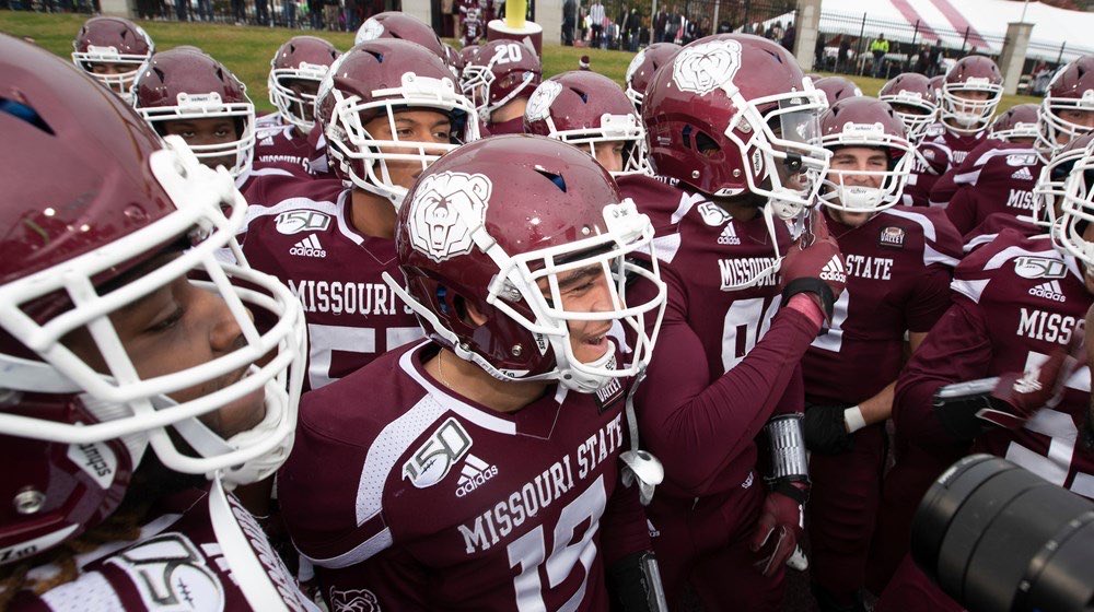 Blessed to receive an offer from Missouri State University!! <a href="/Coach_Fishback/">Nelson Fishback</a> <a href="/CoachBPetrino/">Bobby Petrino</a> <a href="/MOStateFootball/">Missouri State Football</a> <a href="/stasaints_FB/">STA Saints Football</a>