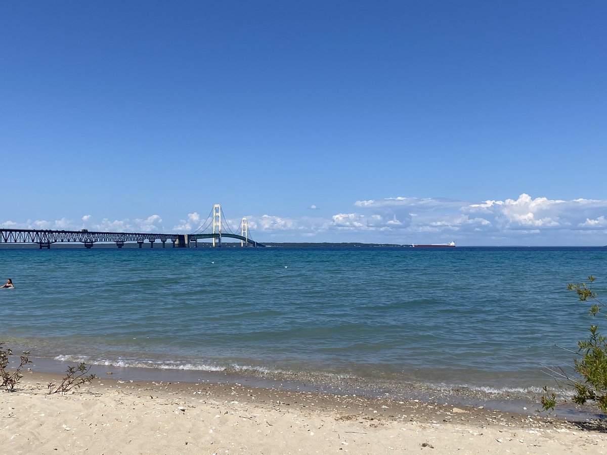 On3TufMdg3t's tweet photo. No pub this weekend. #Mackinac #PureMichigan #NoMasksHere https://t.co/uHHvdmfdDs