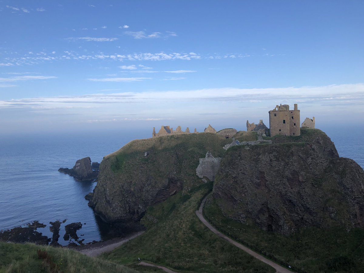 Currently on Location for today’s sunset. #dunnottarcastle #Scotland