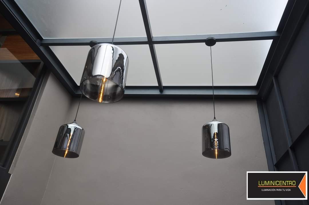 LUMINICENTROGTO's tweet photo. Suspendido decorativo Apodis para interior, de cristal / humo

#Iluminación #Guanajuato #lamparas #LED #Diseño #Decoración #light #interiores #Exterior #Focos #Arquitectura #Lámpara #Luminario #Interiorismo #DiseñoInteriores #Trend #Oficina #Luz #LuzLed #vintage #PanelesLed https://t.co/lt1NwDnMnF