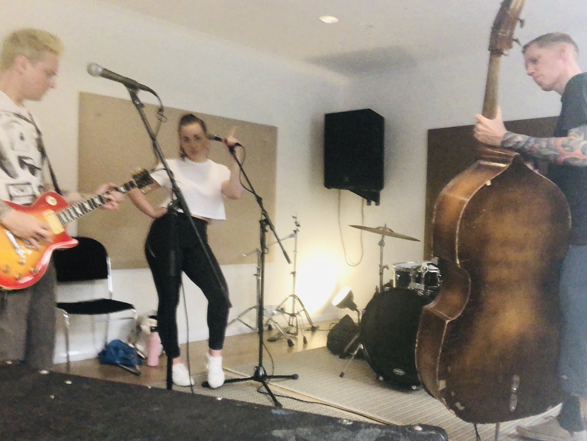 the_hawkmen's tweet photo. So good to be back in a rehearsal room, blasting through the set, and even working on a new song or 2. 
Playing our first socially distanced festival tomorrow at BeCider Seaside near Bridport. 
#thehawkmen #beciderseaside #factorystudios #babytonight #soulfuldress #hawkmenstomp https://t.co/bxyMLtn4xr