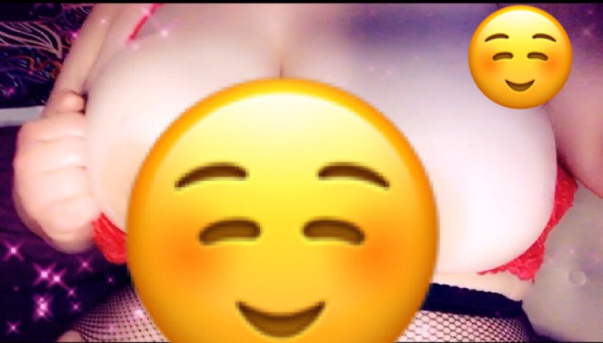 emilyckitty's tweet photo. https://t.co/folQo44MxG 

Cash app:  $emilykitty44 

Cum join me and see all of me 😚💦😛I know you want to 🤤 https://t.co/AAjrBlQTVA