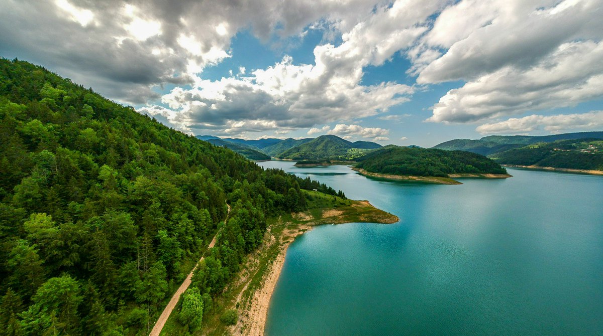 look4milan's tweet photo. Zaovine Lake, Tara mountain, Serbia.. perfect vacation... https://t.co/hlQUXvfhKI