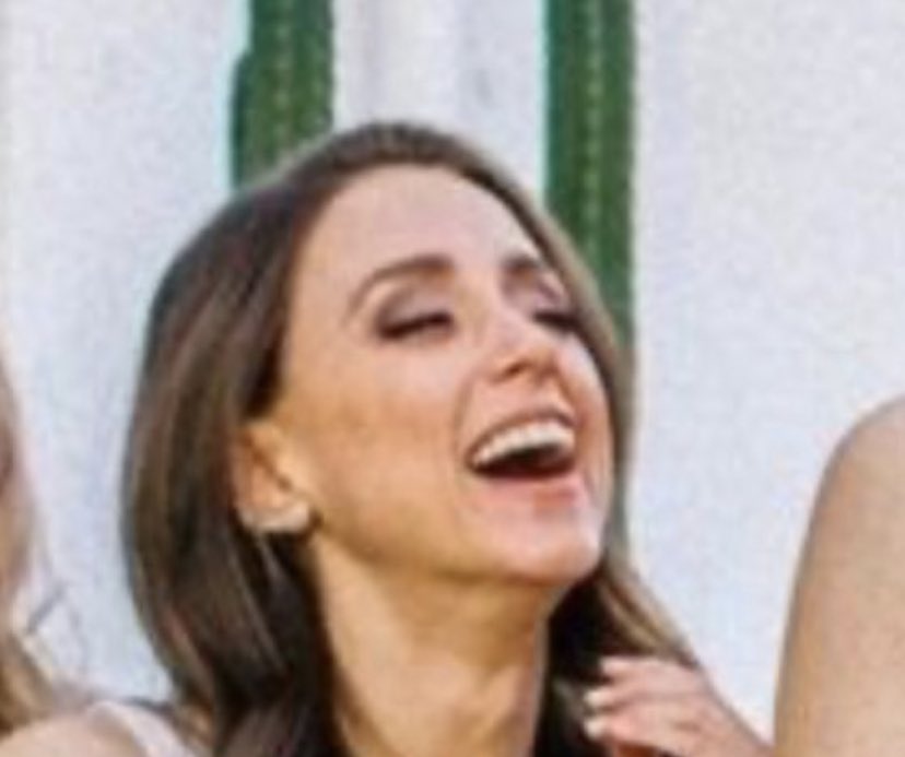 lauren lopez is gorgeous:a (v long) thread