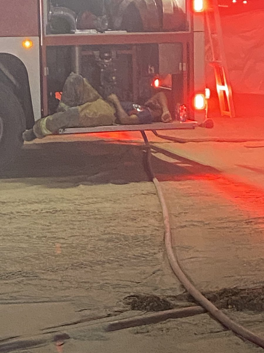 جري المطيري tweet media