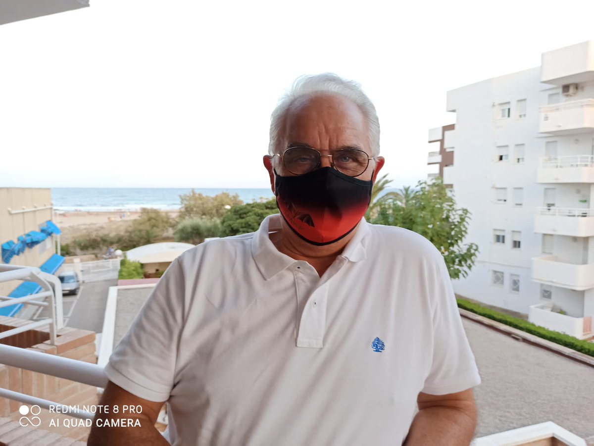 apavcfMEDIA's tweet photo. Un gran éxito de la mascarilla  solidaria de la APAVCF desde Canet. El Valencianismo participa en la causa  de los mayores Hogar de Santa Teresa de Jornet de Alzira. Participa. https://t.co/BIitLzDCxg