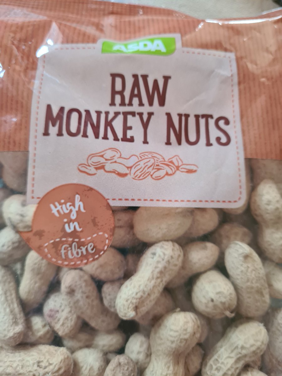 umchugger's tweet image. When I asked the lovely @asda assistant what aisle these were on, her reply was "we only do monkey nuts at Halloween" god bless her she made my day #worldsgonemad
