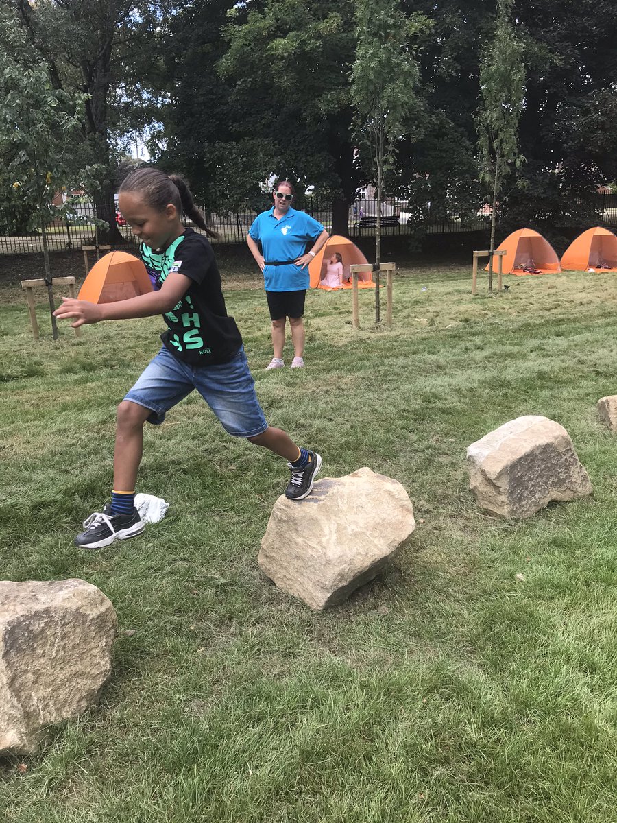 What a week! 
Our Rangers returned to play (in various #coronplay safe ways) this week seeing nearly 70 playful people across #Gloucestershire
Ending with a swealtering #PlayNurture session today 🥵
Thank goodness for stream on site to help cool us down 💦👣 
#PowerofPlay