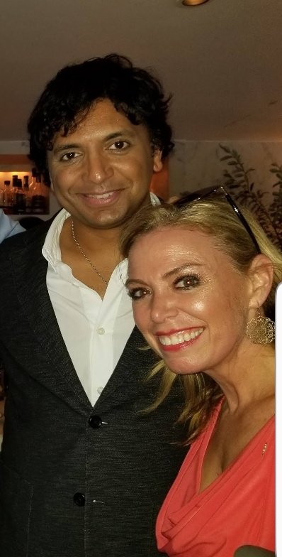 SheilaShowPHL's tweet photo. Welcome to the 5️⃣0️⃣ Club @MNightShyamalan!🎈 Feel the Philly ❤ & wishing you a Happy belated milestone Birthday! 🥳🎊🎂. Thanks for always choosing our City of Brotherly & Sisterly Love to film 🎬 your hit movies/series. Cheers! Go @sixers!
#AskMNight #GPFO #PhilaFilmSociety https://t.co/BztKXs63DP