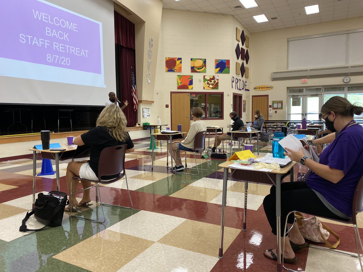 ThirdGrade4Ever's tweet photo. First day back for 2020-21: A year like no other 
Entering remote learning with wonderful leadership &amp; colleagues @MillerRdgTweets https://t.co/UqlfY8o1kc