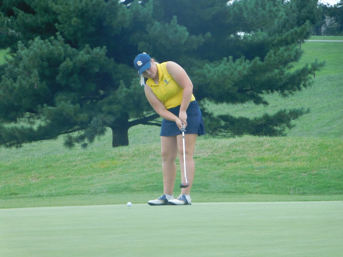 DeAnnaFClark's tweet photo. ⁦@graceclarkgolf⁩ played her last home tournament as a Rocket today at Weissinger. She shot even par. Yes, I did shed a few tears. #grittygrace #gorockets ⁦@SCHSRockets⁩ https://t.co/sXJTGt19nc